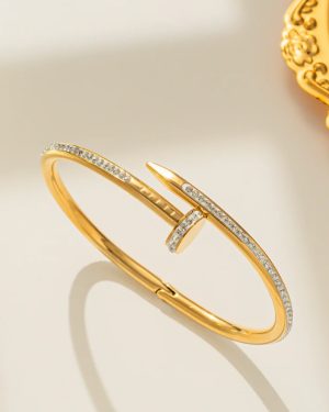Full Diamond Nail Bracelet 18K Gold Plated Bangle Gold �25
