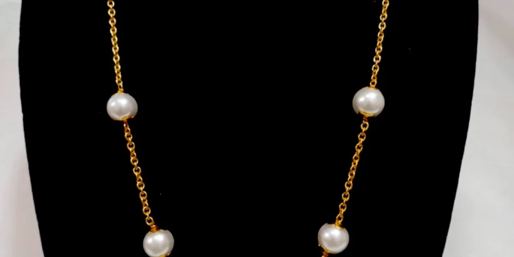 Artificial Pearl Necklace